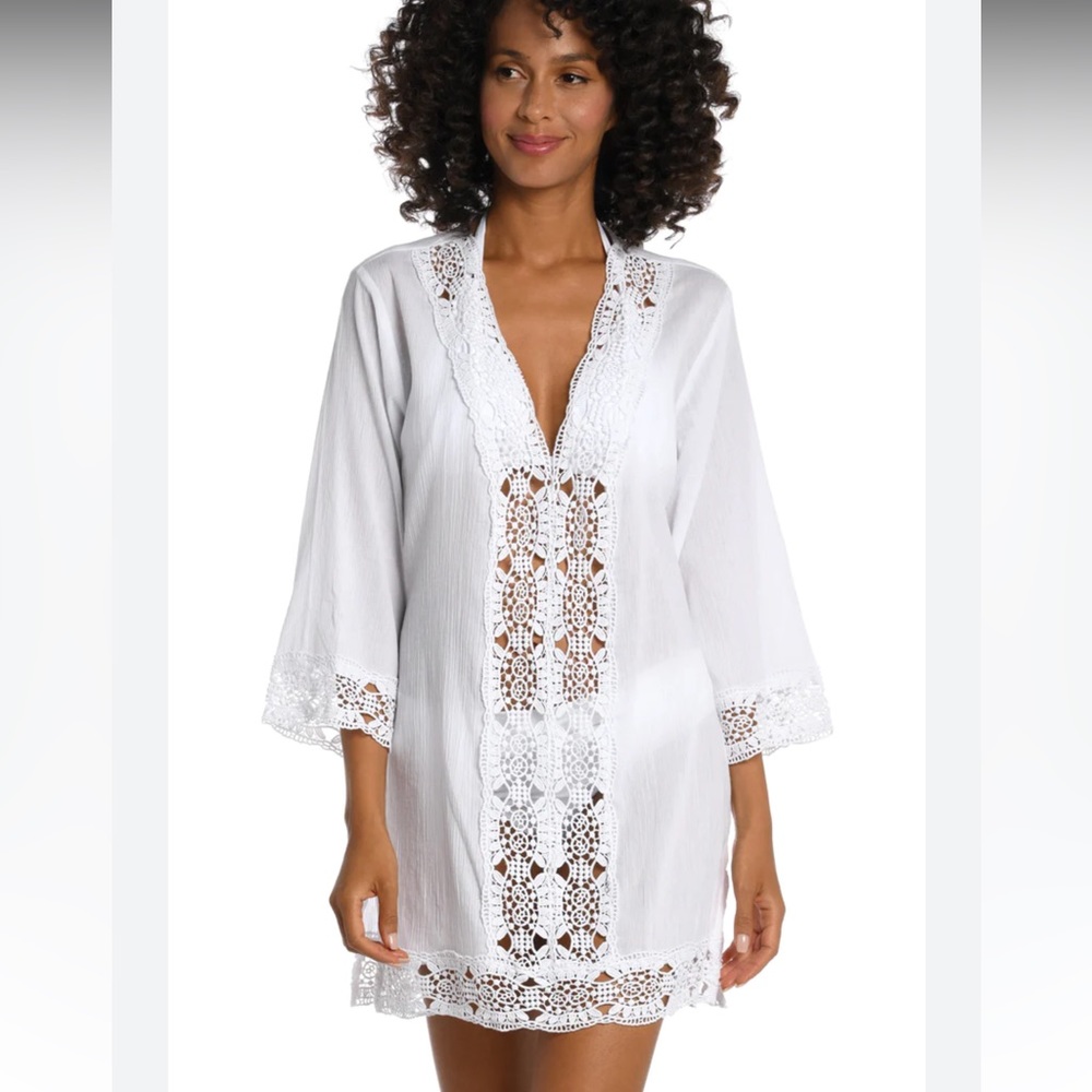 La Blanca island fare v neck tunic